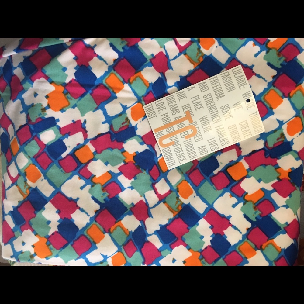 Tc Lularoe leggings